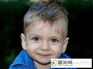 日字旁的字男孩起名字