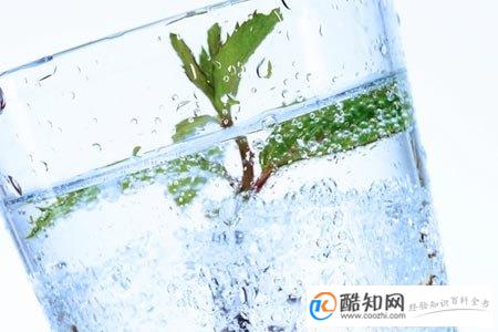 五行缺水的宝宝如何取名